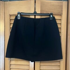 A&F Scarlett Mini Skort